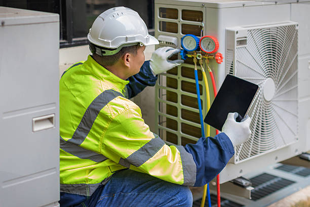Professional Hvac technician working in Huffman, TX
